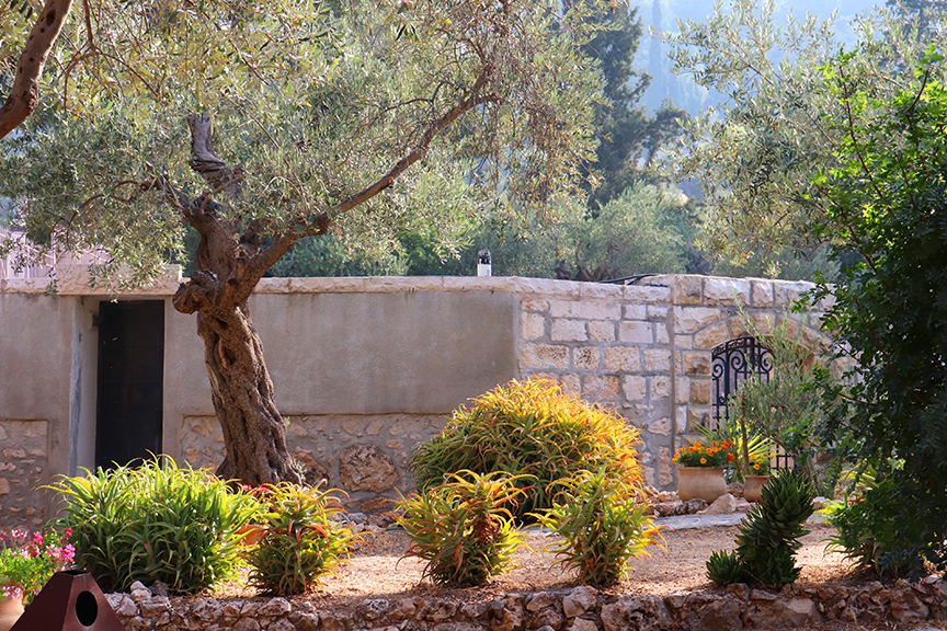 Answer in Gethsemane by April Giddings Cobb