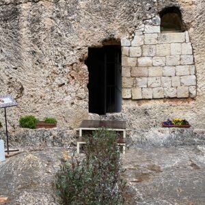 Joy in the Garden Tomb by Jennifer Pulsipher Johnson